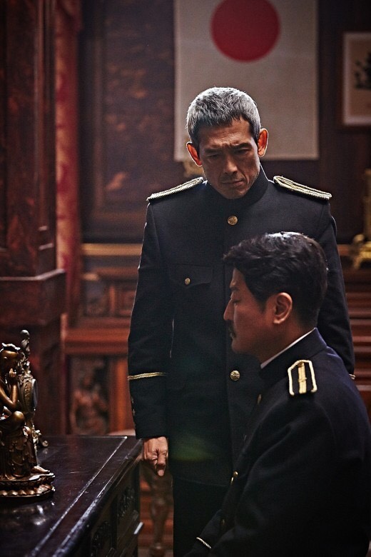 「密偵」