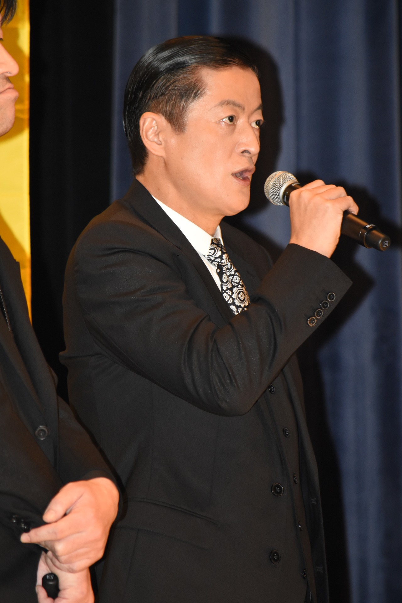 陣内孝則
