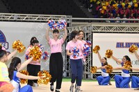 「チア☆ダン～女子高生がチアダンスで全米制覇しちゃったホントの話～」のキャストたち。