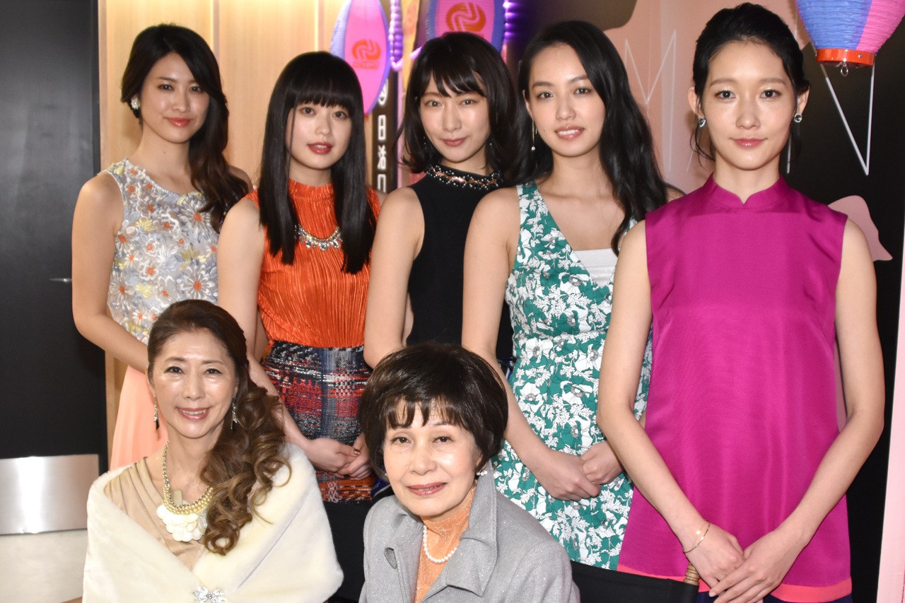 「リブート新作公開直前！45周年を迎える同日の昼下りに『団地妻』を観よう！￼女優陣が勢揃い～ロマンポルノ誕生45周年記念イベント」の様子。