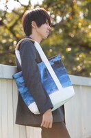 「君の名は。」コラボバッグ使用イメージ