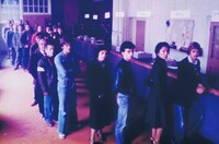 「まなざしと微笑み」