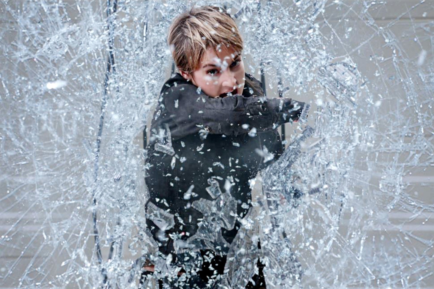 「ダイバージェントNEO」 TM & (c)2015 Summit Entertainment, LLC. All Rights Reserved.