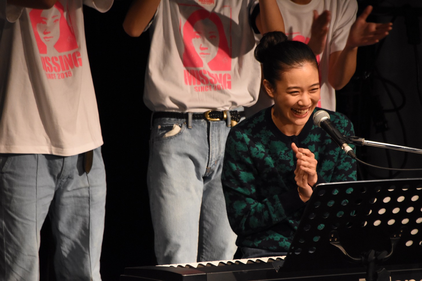 映画「アズミ・ハルコは行方不明」前前前夜祭の様子。