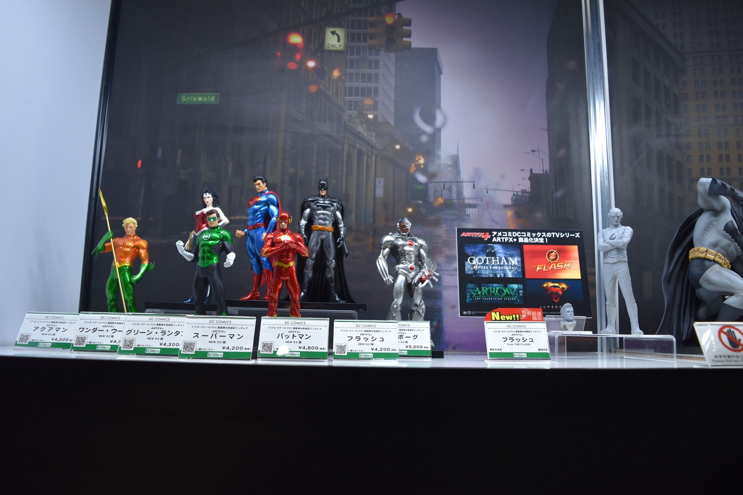 コトブキヤの展示コーナー。