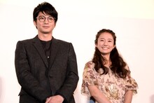 左から向井理、木村文乃。