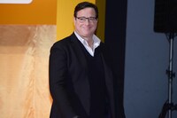 ダニー役のボブ・サゲット。