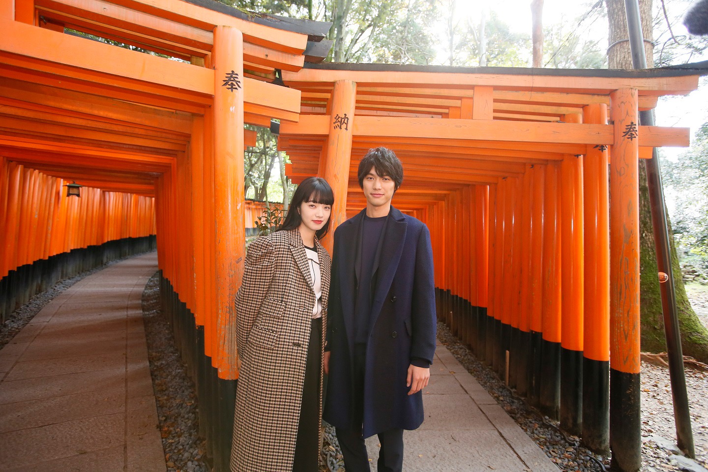 「ぼくは明日、昨日のきみとデートする」レッドカーペットイベントの様子。
