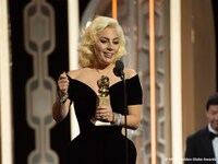 第73回ゴールデングローブ賞授賞式の様子。