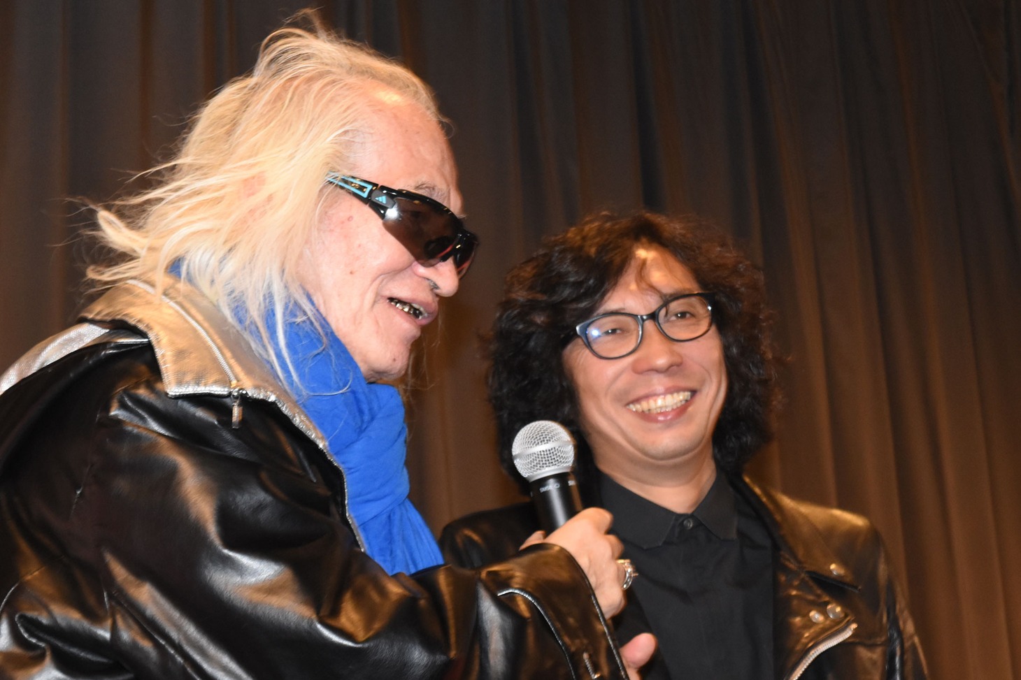 左から内田裕也、行定勲。