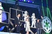 「ローグ・ワン／スター・ウォーズ・ストーリー」レッドカーペットイベントの様子。
