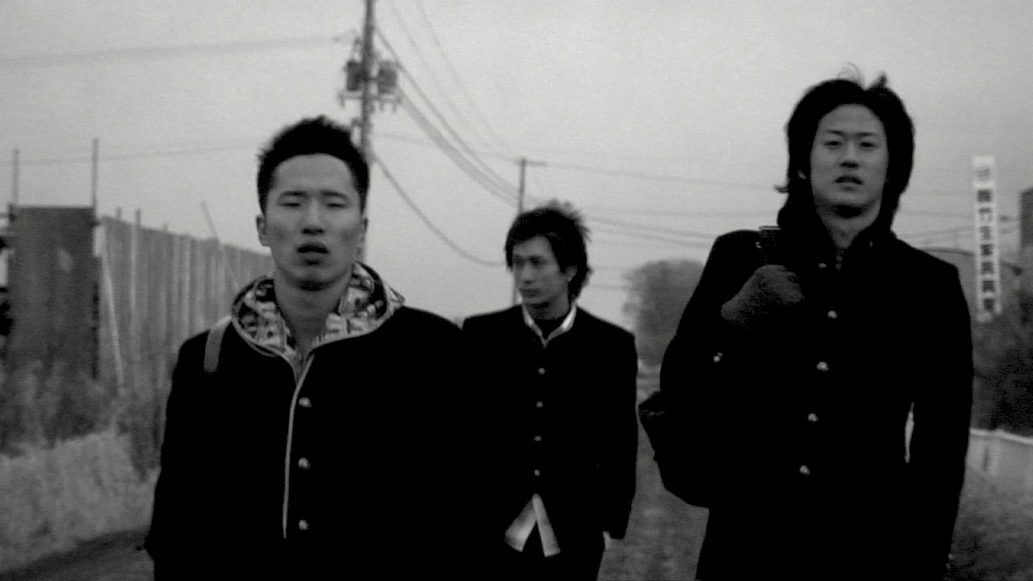 「やくたたず」 (c)MIYAKE Sho