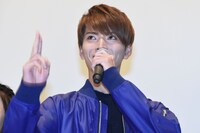 「命、燃やすぜ！」と便乗する山本涼介。