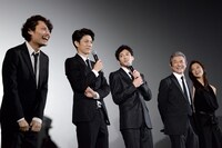 「闇金ドッグス4」初日舞台挨拶の様子。