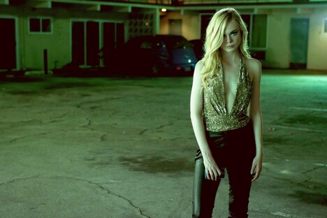 「ネオン・デーモン」新場面写真