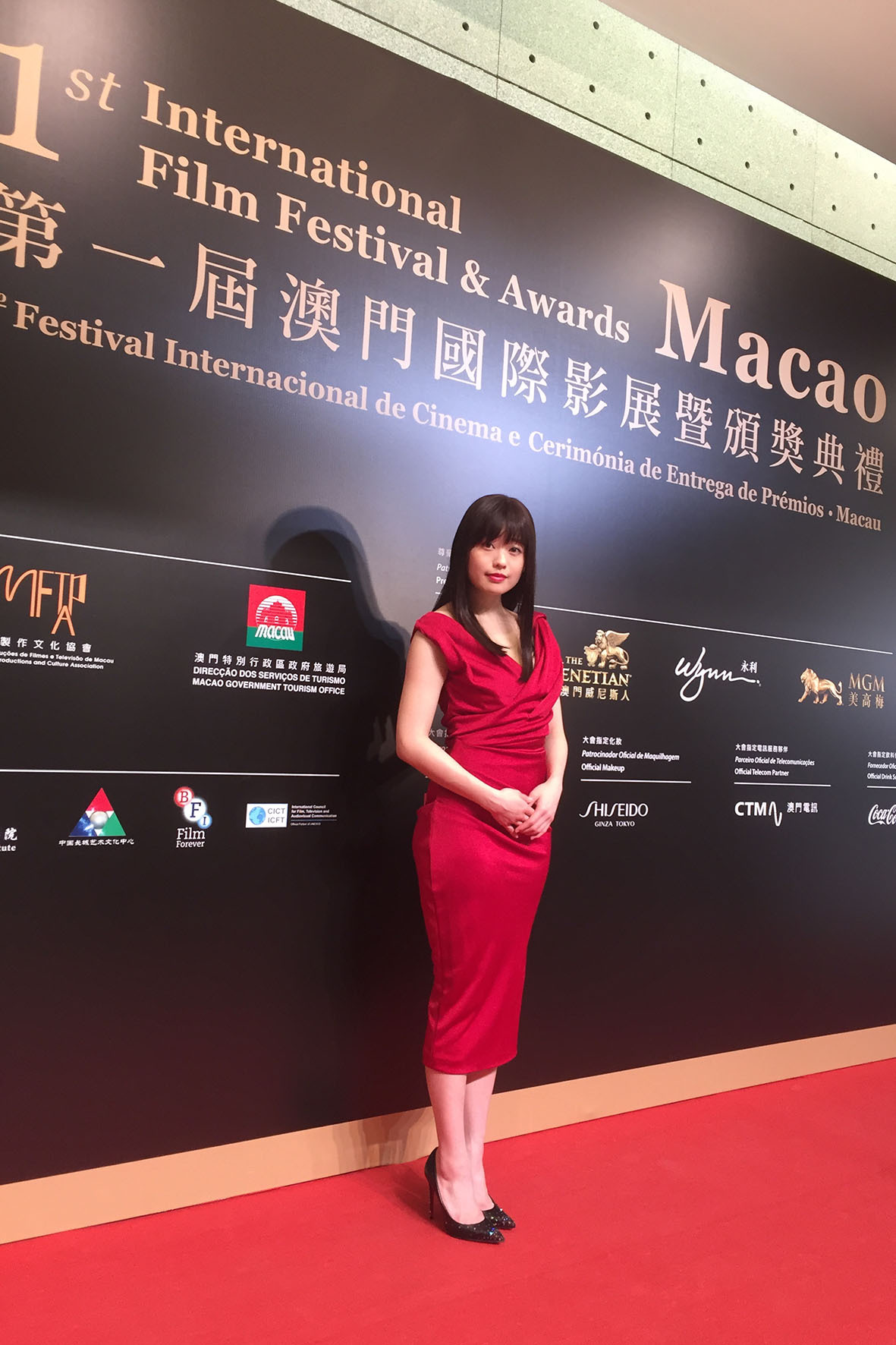 第1回マカオ国際映画祭に参加した冨手麻妙。