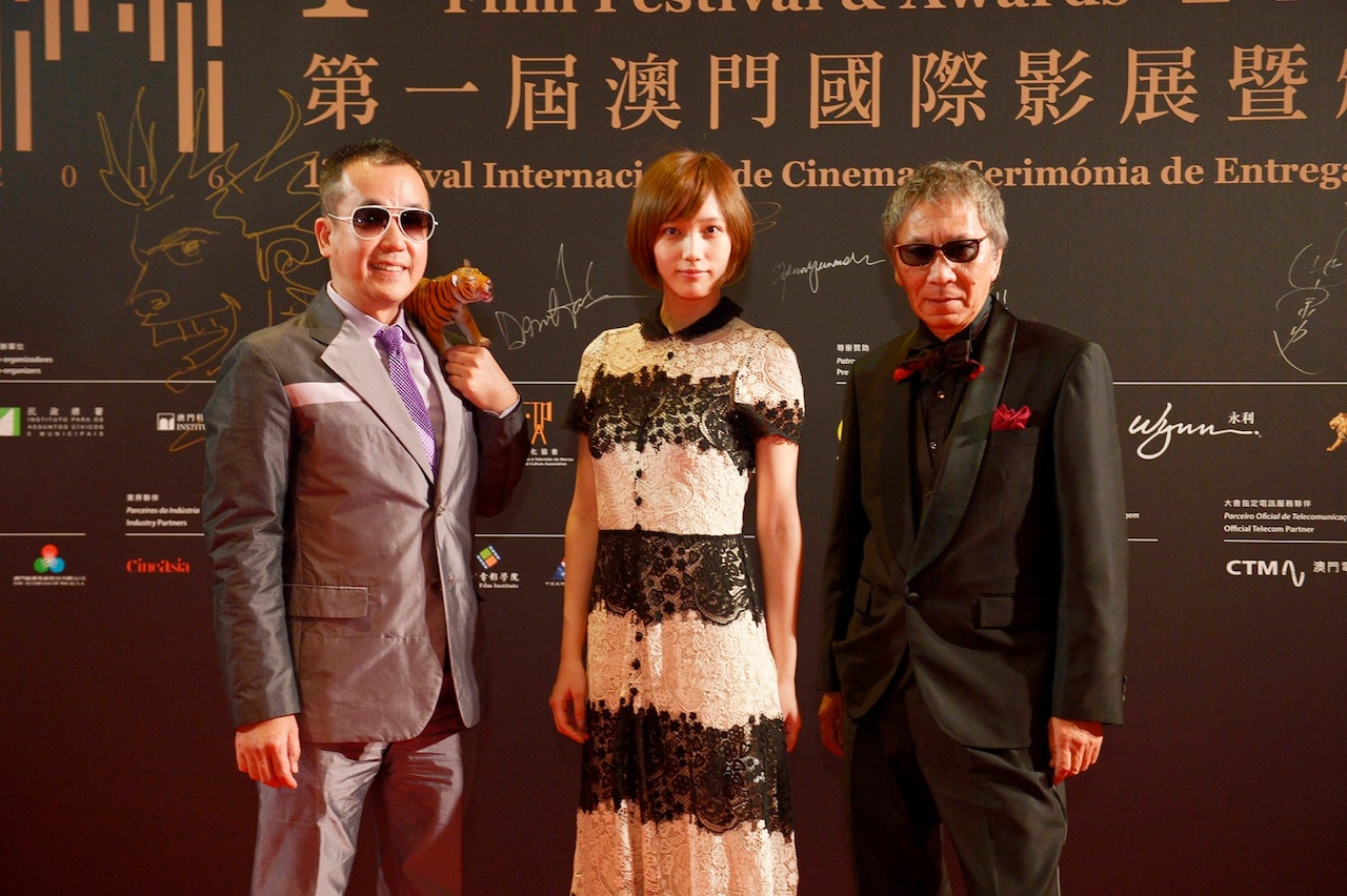 「土竜の唄」マカオで上映、生田斗真の英語挨拶に三池崇史が「イケメンすぎ」