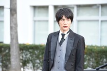 「ReLIFE リライフ」メイキングカットより、中川大志。