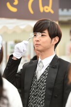 「ReLIFE リライフ」より、千葉雄大。