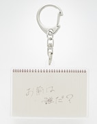 「アクリルキーホルダー」全6種（810円）