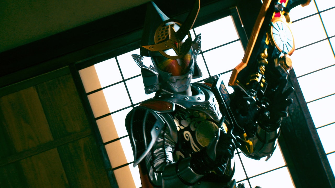 仮面ライダー鎧武　極アームズ アーマードライダー鎧武 極アームズ | 仮面ライダー図鑑 | 東映