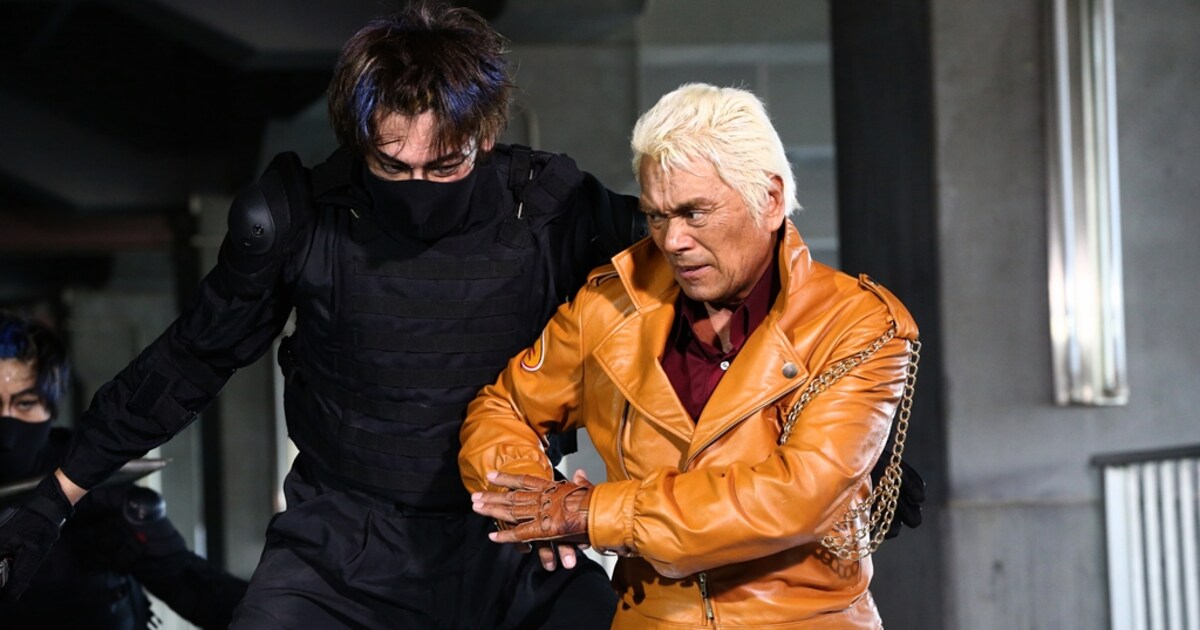宇宙刑事ギャバン」初代・大葉健二＆2代目・石垣佑磨、トーク番組に 