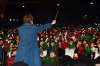 観客に魔法をかける宮野真守。