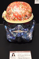 篠原ともえがデザインしたストームトルーパーのヘルメット。