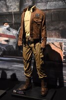 「映画『ローグ・ワン／スター・ウォーズ・ストーリー』公開記念 もうひとつのスター・ウォーズ展」展示の様子。