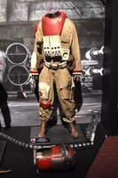 「映画『ローグ・ワン／スター・ウォーズ・ストーリー』公開記念 もうひとつのスター・ウォーズ展」展示の様子。
