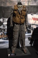 「映画『ローグ・ワン／スター・ウォーズ・ストーリー』公開記念 もうひとつのスター・ウォーズ展」展示の様子。