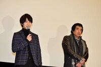 左から西銘駿、藤岡弘、。