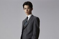 「暗黒女子」で文学サークルの顧問・北条を演じる千葉雄大。