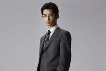 「暗黒女子」で文学サークルの顧問・北条を演じる千葉雄大。