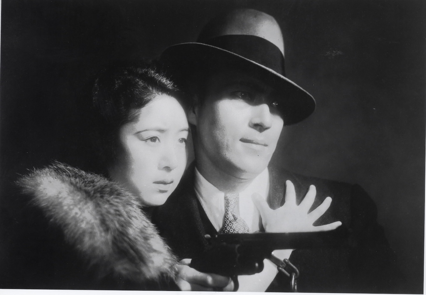 「非常線の女」 (c)1933 松竹株式会社