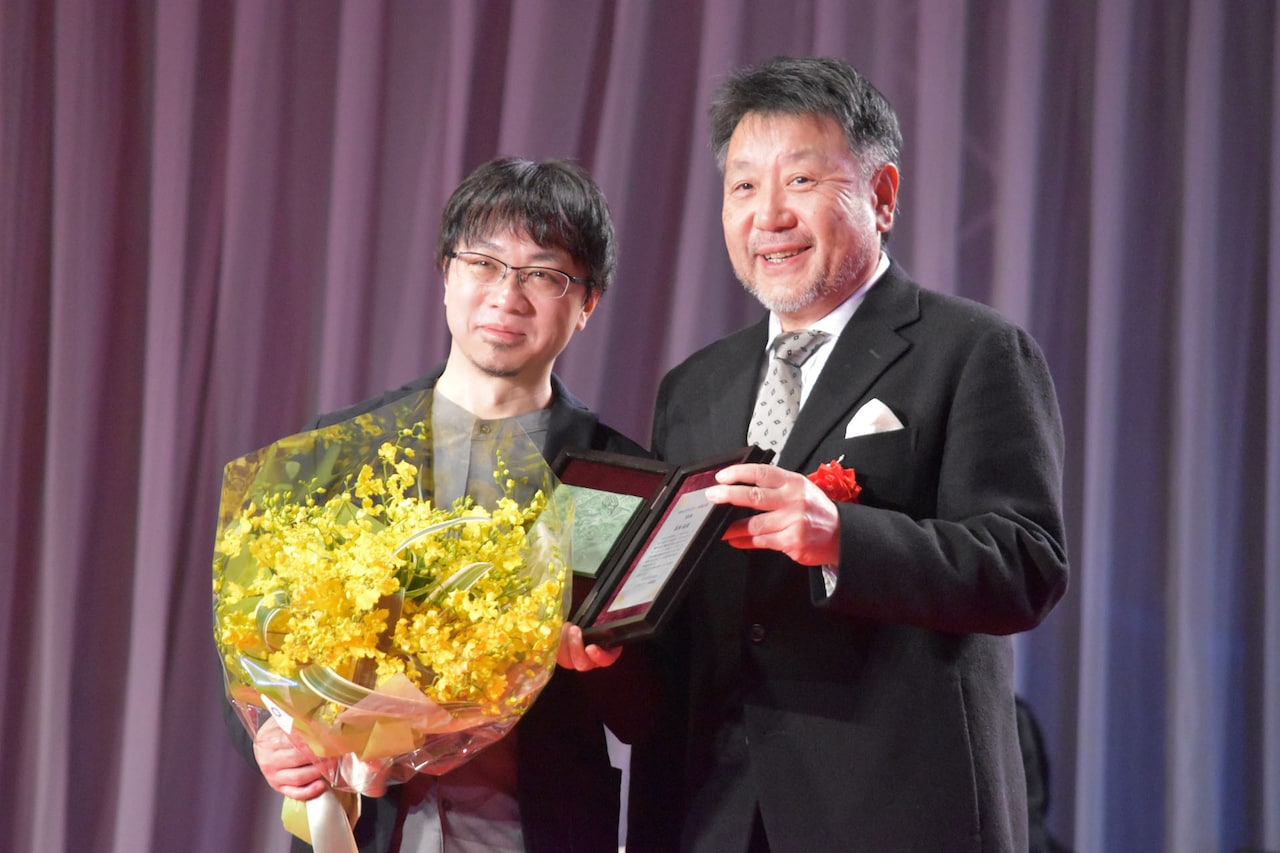 「君の名は。」新海誠が日刊スポーツ映画大賞の監督賞に輝く、原田眞人も絶賛