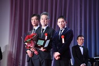 左から成島出、瀬々敬久、村松崇継。