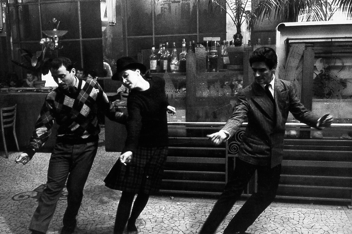 「はなればなれに」