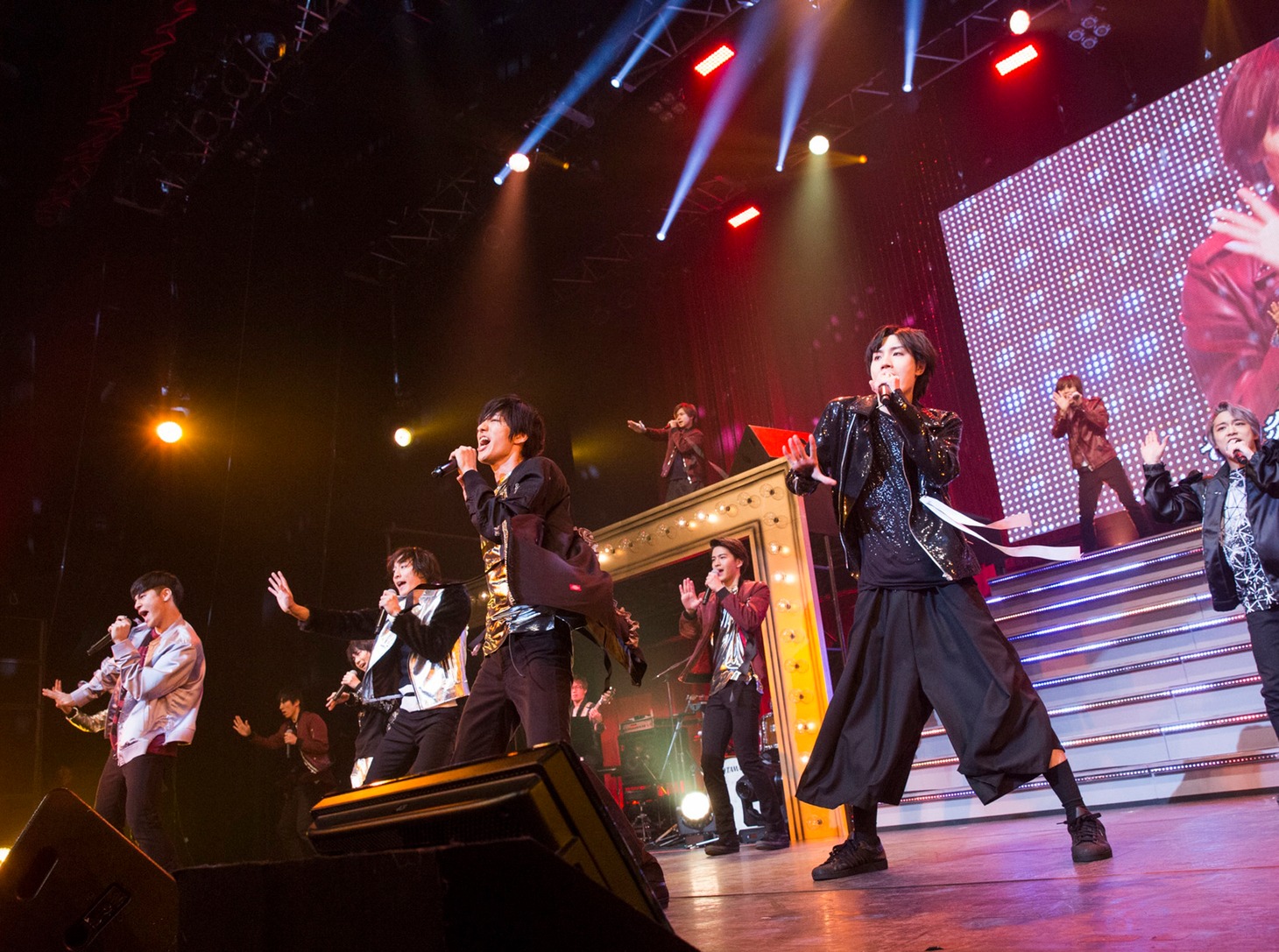 「Festival Night」より。