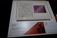 「DAVID BOWIE is」会場の展示物。
