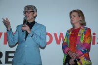 左からジェフリー・マーシュ、ヴィクトリア・ブロークス。