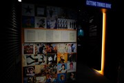 「DAVID BOWIE is」会場の展示物。