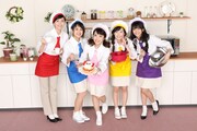 「キラキラ☆プリキュアアラモード」のキャスト陣。左から森なな子、村中知、美山加恋、福原遥、藤田咲。