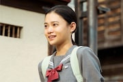 「湯を沸かすほどの熱い愛」より、杉咲花。(c)2016「湯を沸かすほどの熱い愛」製作委員会