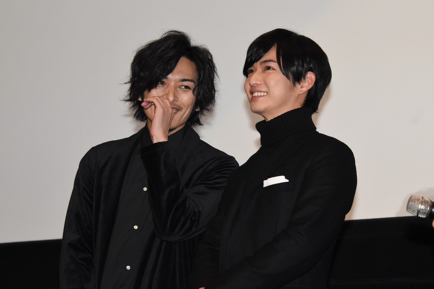 左から久保田悠来、千葉雄大。