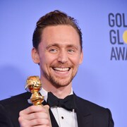 トム・ヒドルストンがゴールデングローブ賞テレビ部門で男優賞に