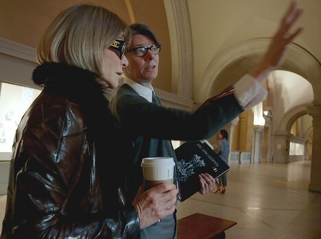 「メットガラ ドレスをまとった美術館」