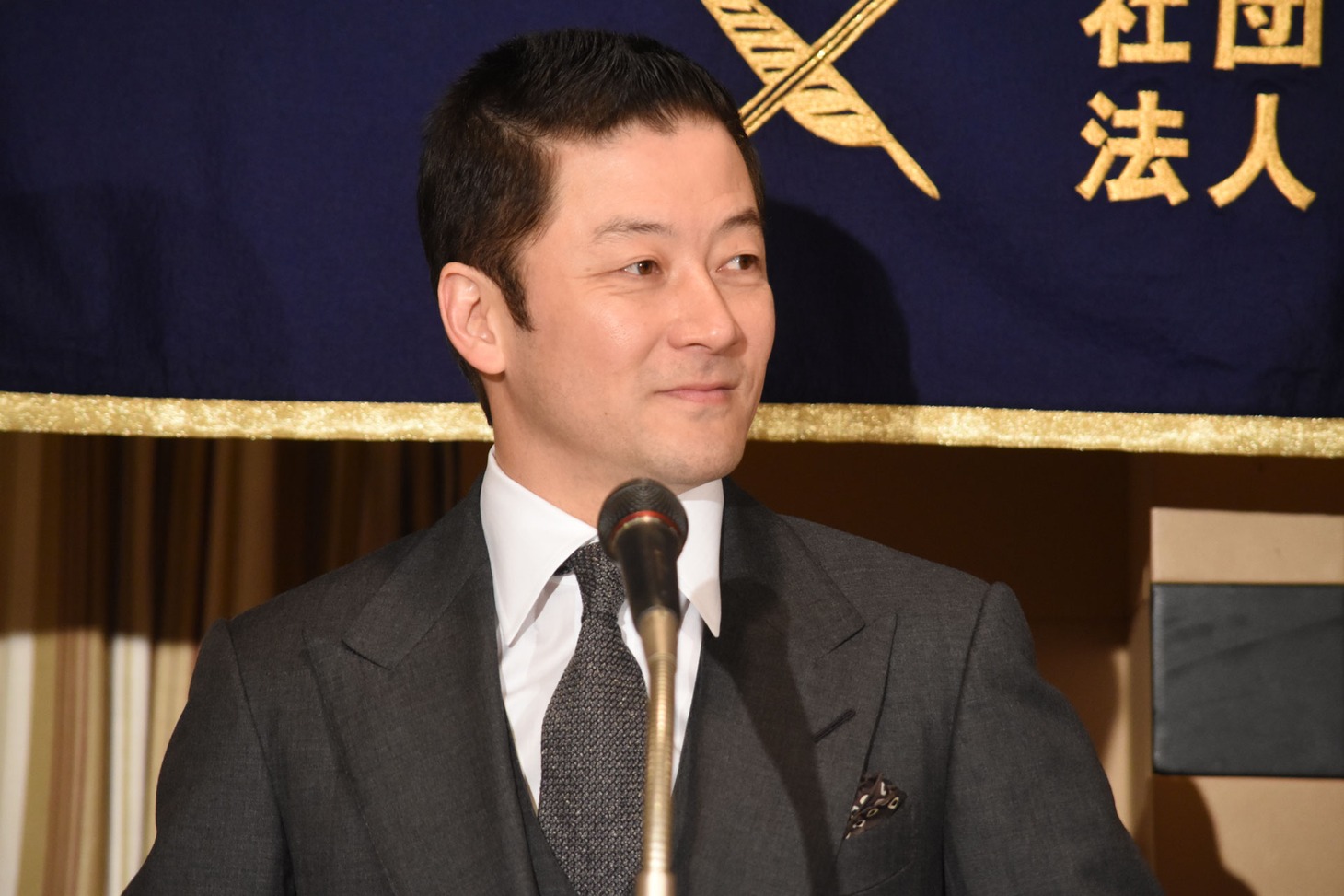 浅野忠信
