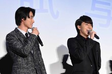 左から山崎賢人、松尾太陽。