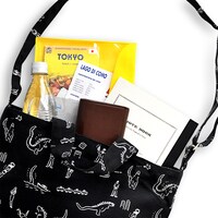 「シン・ゴジラ」×鬼頭祈 キャンバスショルダートート（3780円）